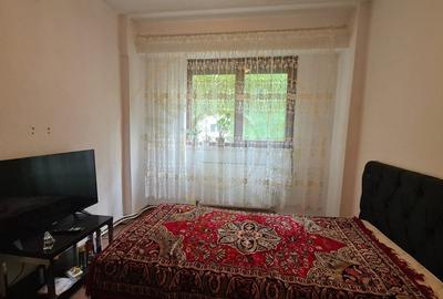 De vanzare Apartament 3 camere Micro 16 et 1 - 6