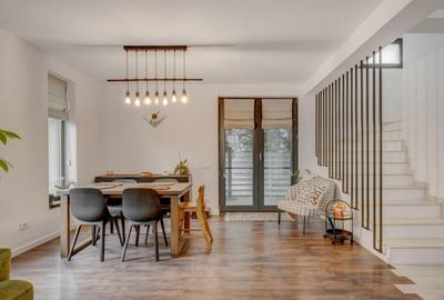 Casă cu 4 camere cu Garaj în Tunari - 2