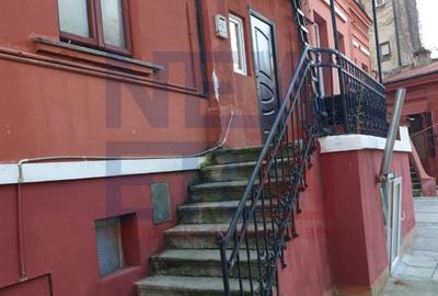 Apartament in vila de vanzare, zona Armeneasca - 4