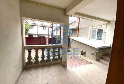 Casă individuală cu 9 camere cu Canalizare în Inel II - 8