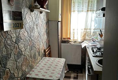 Vand apartament 2 camere - 1