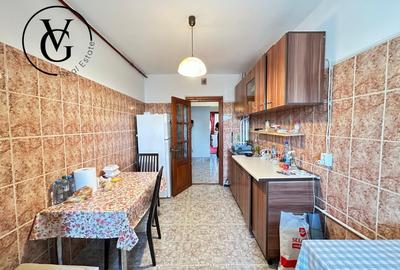 Apartament spatios 3 camere - zona Dacia - centrala termica - 6