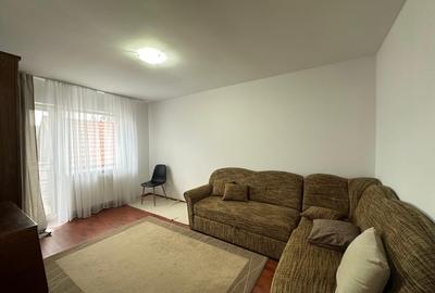 Apartament 110 mp,3 camere plus mansardă, 2 băi, curte în coproprietate, parcare - 4