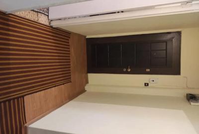Apartament cu 3 camere decomandat în Central - 2