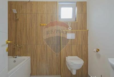 Casă cu 4 camere cu Teren 256 Mp în Tărlungeni