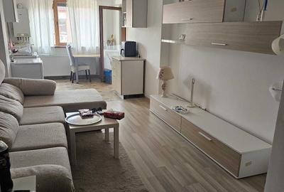 Apartament cu 2 camere semidecomandat în Central - 1