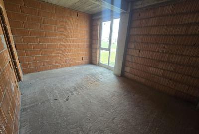 Apartament cu 2 camere semidecomandat în Moșnița Nouă - 11