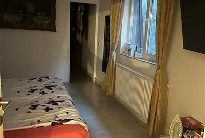 Casa P+E , teren 300 mp, pretabila - clinica, birouri, locuinta - Parc - 8