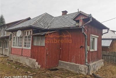 Casă individuală cu 2 camere în Beliș