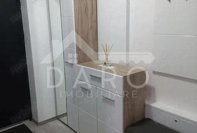Apartament cu 2 camere decomandat în Unirii - 1