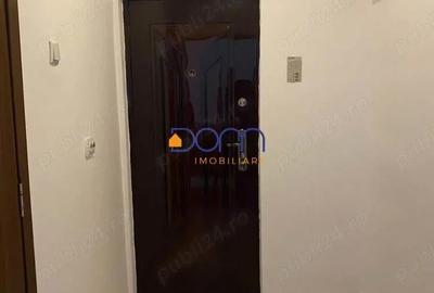 Garsonieră decomandată în Nord