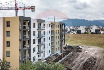 Apartament cu 2 camere decomandat în Tractorul - 8