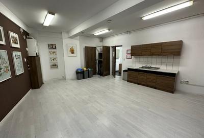 Va propunem spre vanzare o cladire de birouri situata in zona Cotroceni - 4