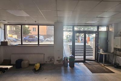 Spațiu comercial, de 60 mp, în Chiajna