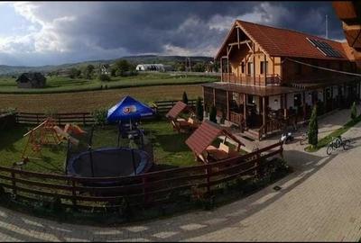Casă cu 4 camere cu Teren 500 Mp în Cristeștii Ciceului