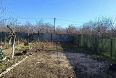 Casă cu 2 camere cu Teren 2700 Mp în Săceni - 8