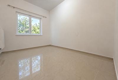 Apartament cu 2 camere decomandat în Chiajna