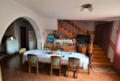 Casă individuală cu 11 camere cu Canalizare în Tomești - 1