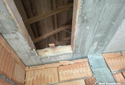 Duplex cu 4 camere cu Canalizare în Florești - 10
