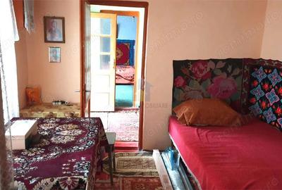 Casă cu 6 camere cu Teren 272 Mp în Central - 14