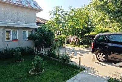 Casă cu 4 camere în Braniștea - 12