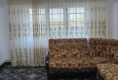 Apartament cu 3 camere decomandat în Micro 11 - 9