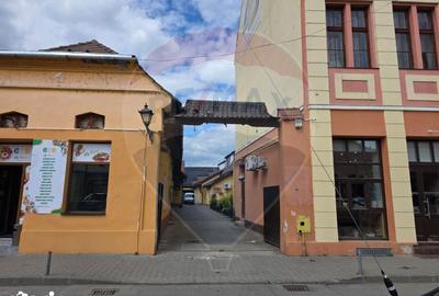 Spațiu comercial, de 179 mp, în Central - 5