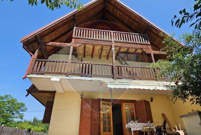 Casa / Vila cu 6 camere de vanzare - CORNU - 2