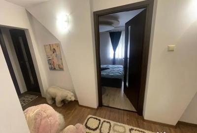 Apartament cu 4 camere decomandat în 1 Mai