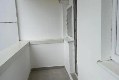 Apartament cu 2 camere decomandat în Berceni - 7