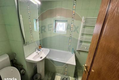 Apartament cu 3 camere decomandat în Central - 11