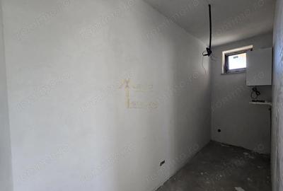 Casă cu 4 camere cu Canalizare în Central - 7