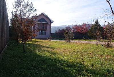 Casă cu 4 camere în Cândești - 2