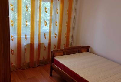 Apartament cu 3 camere semidecomandat în Central - 7
