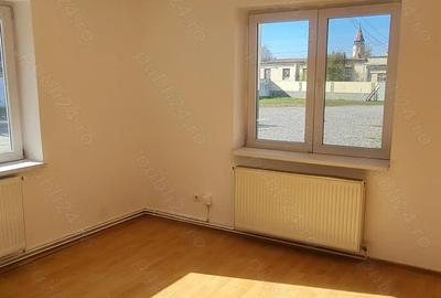 Apartament in zona centrala la Prejmer !! - 8