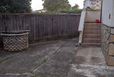 Casă cu 15 camere în Central - 2