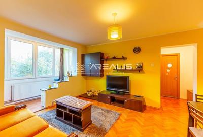 Apartament cu 2 camere semidecomandat, mobilat în Podgoria