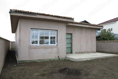 Casă cu 1 camere cu Teren 400 Mp în Sud - 1