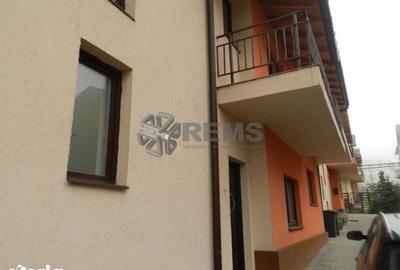 Casă cu 5 camere cu Teren 50 Mp în Ciupercenii Noi - 1