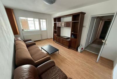 Republicii zona Mega Image 2 camere etaj 3 din 4 - 2