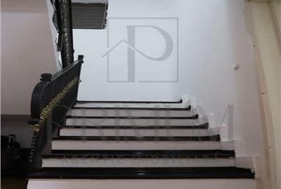 Casa 5 camere - curte mare - 5