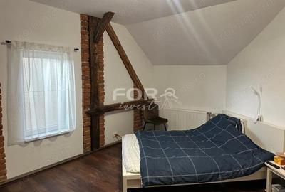 Casă cu 10 camere cu Teren 482 Mp în Central - 6