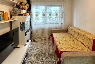 Apartament cu 3 camere - str. Decebal (zona Semiluna) - 2