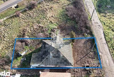 Casă cu 8 camere cu Teren 804 Mp în Limanu - 2