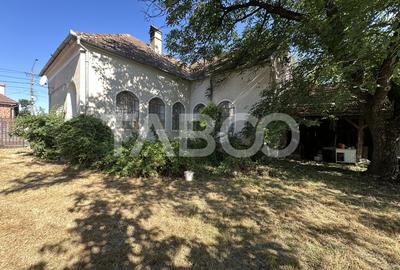 Casa cu potential de investitie in centrul satului 1540 mp teren - 2