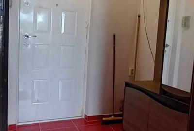 Garsonieră semidecomandată în Tractorul - 3