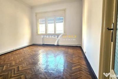Apartament cu 6 camere decomandat în Central - 6