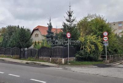 Casa de vanzare, oras Sovata, zona centrala - 2