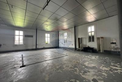 Spatiu industrial de 300mp de inchiriat - 2