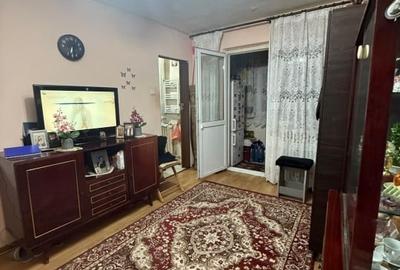 Garsonieră semidecomandată, mobilată în Craiovița Nouă